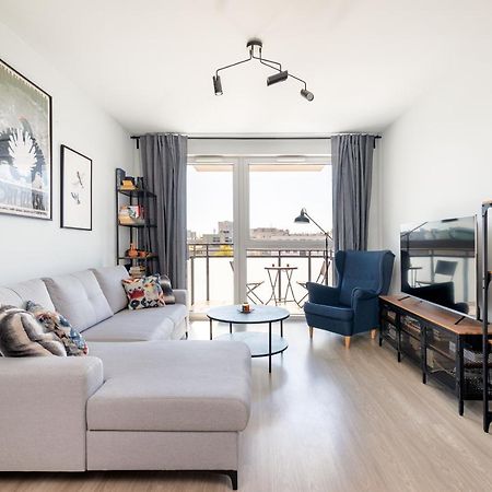 Owsiana 9 - Modern Designed Apartment With Balcony By Noclegi Renters Varşova Dış mekan fotoğraf